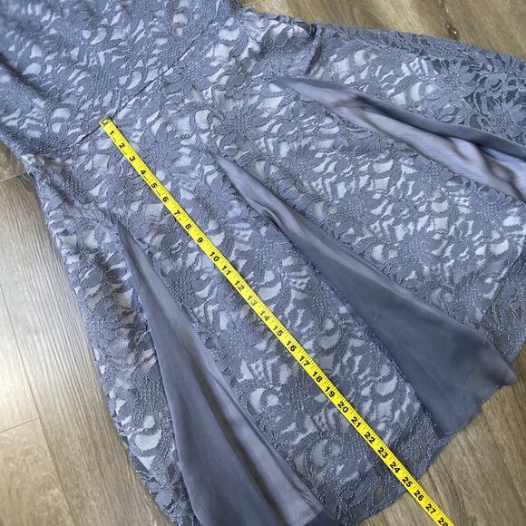 Sangria Fit & Flare Dress Women Sz 12 Gray Lace Overlay Wedding - Picture 7 of 11